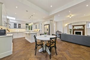 Dining Area- click for photo gallery